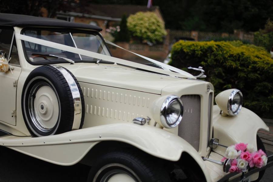 Beauford Tourer - Ariana Wedding Car
