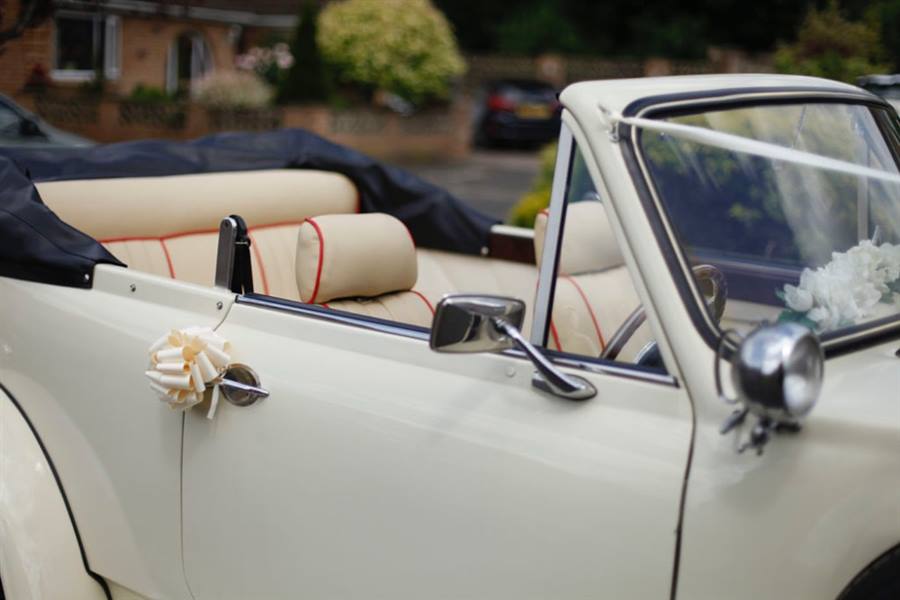 Beauford Tourer - Violet Wedding Car